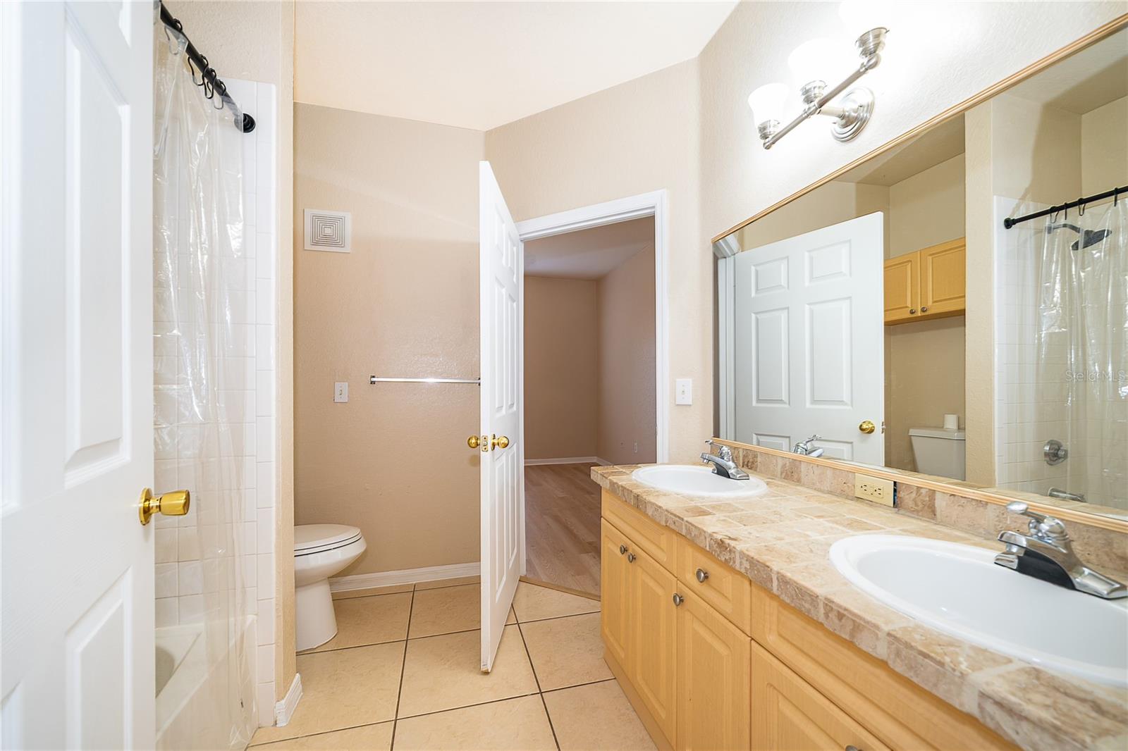 MOSAIC/MILLENIA - Residential