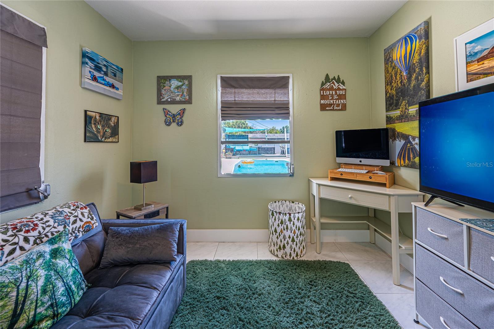 COLONIAL PARKS SUB - Residential