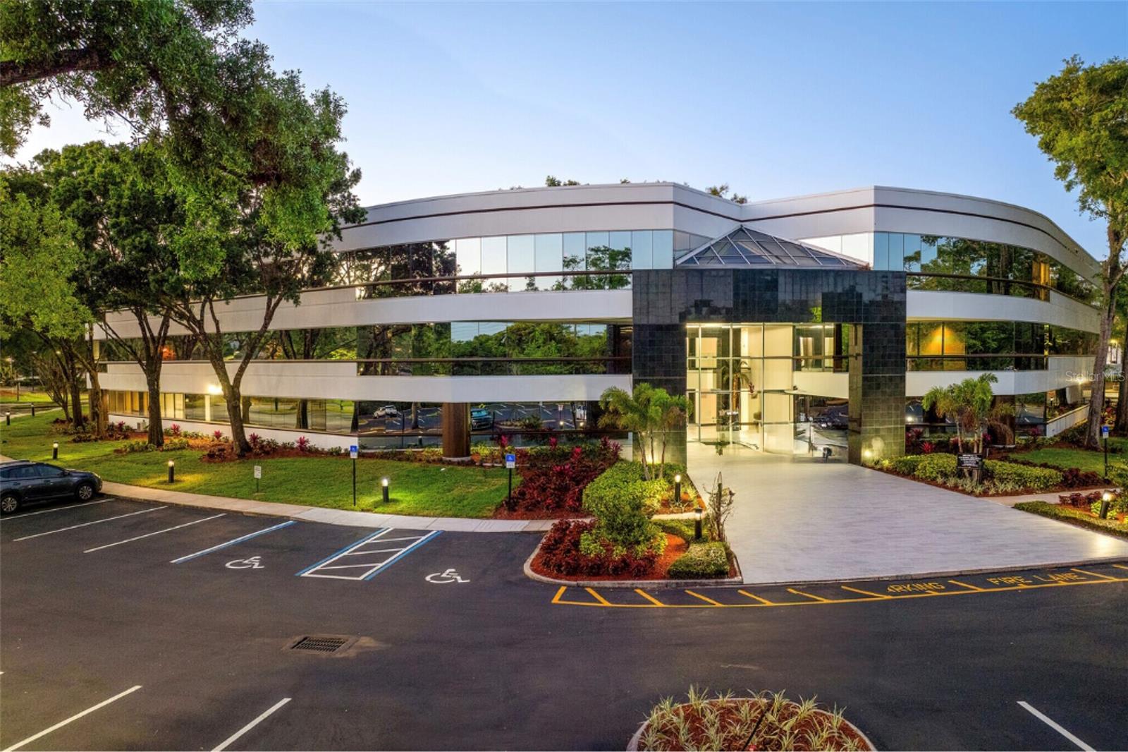 INTERLACHEN CORPORATE CENTER - Commercial Sale