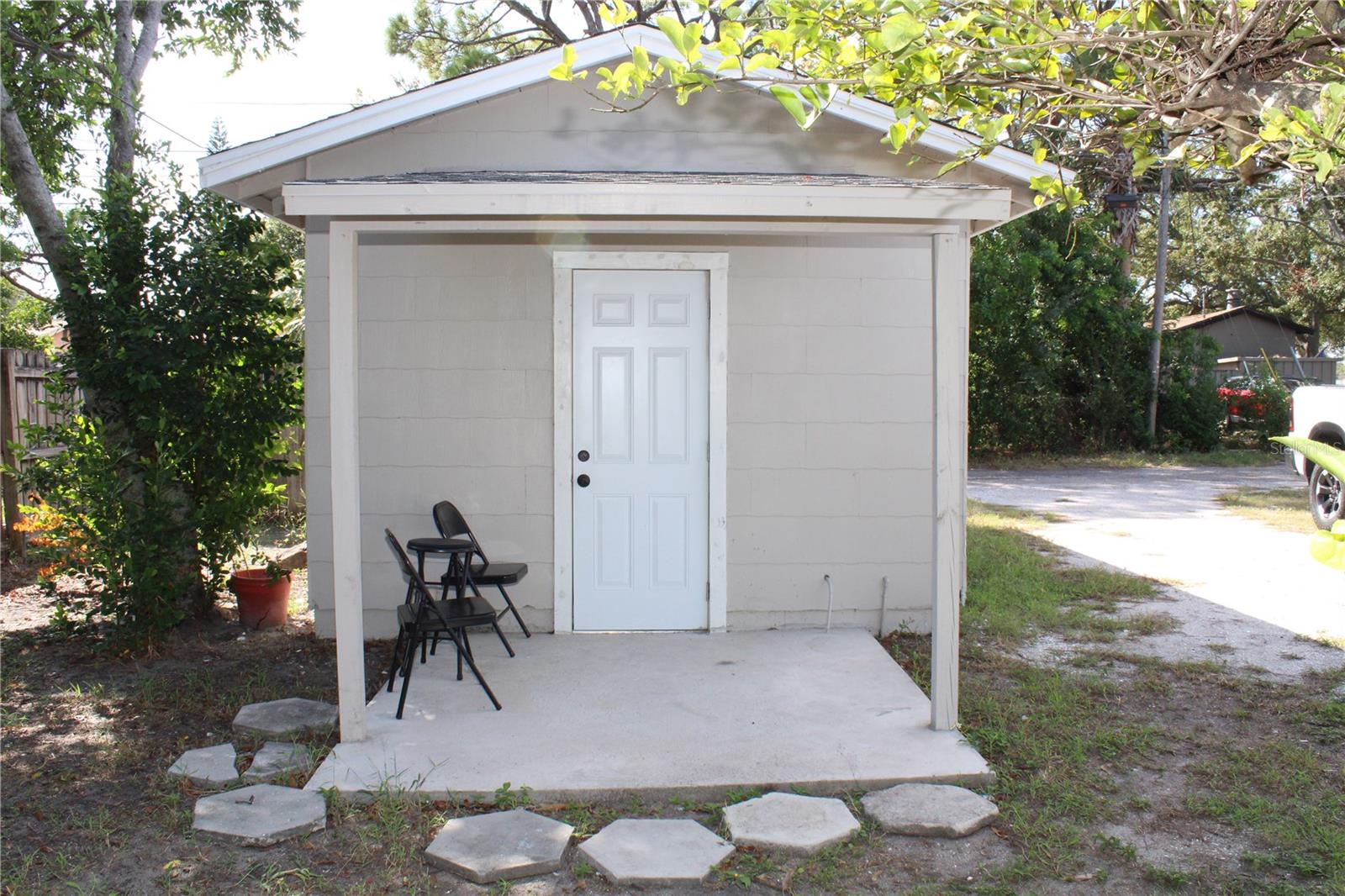 PASADENA VISTA - Residential Lease