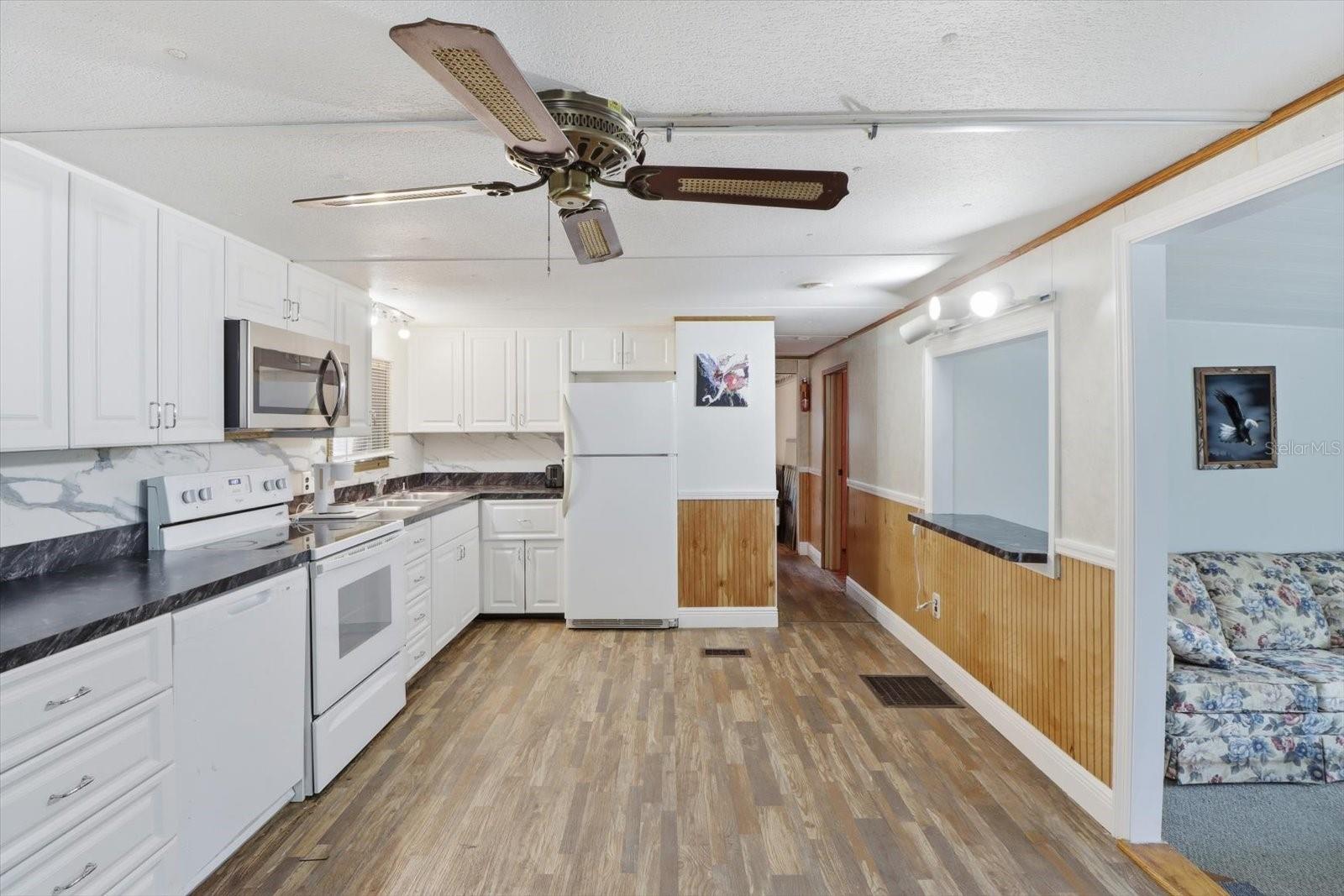 POTTERFIELD GARDEN AC - JJJ - Residential