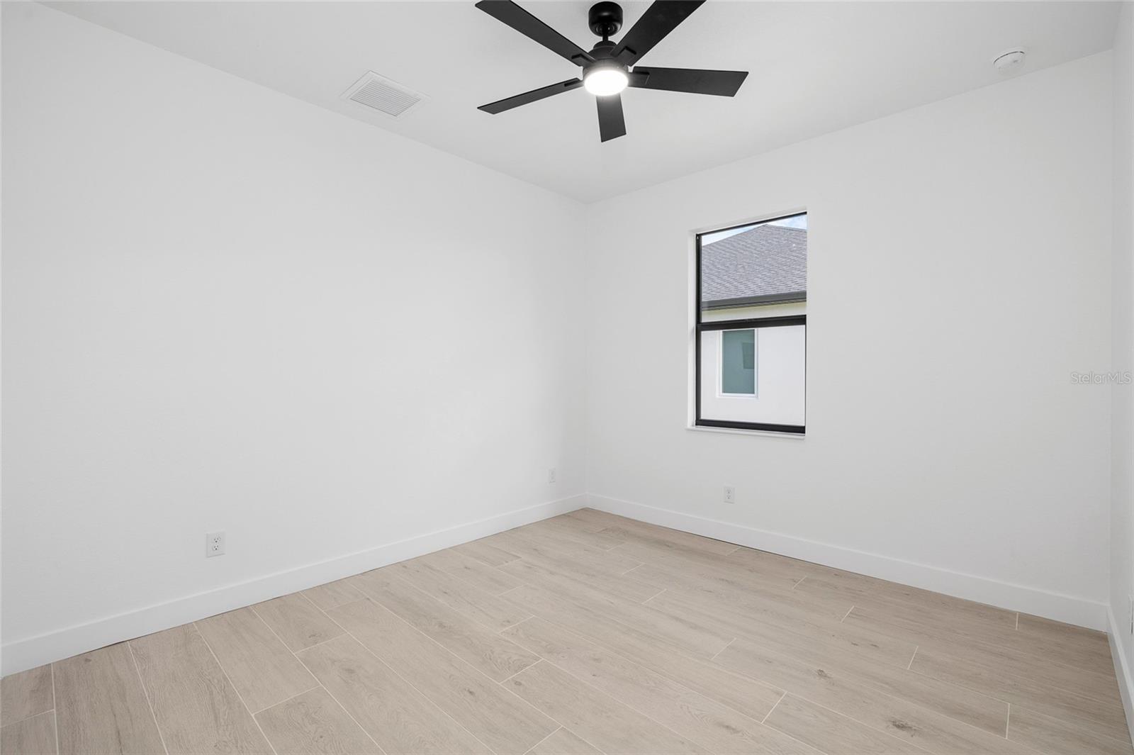 ROTONDA WEST PINE VALLEY - Residential