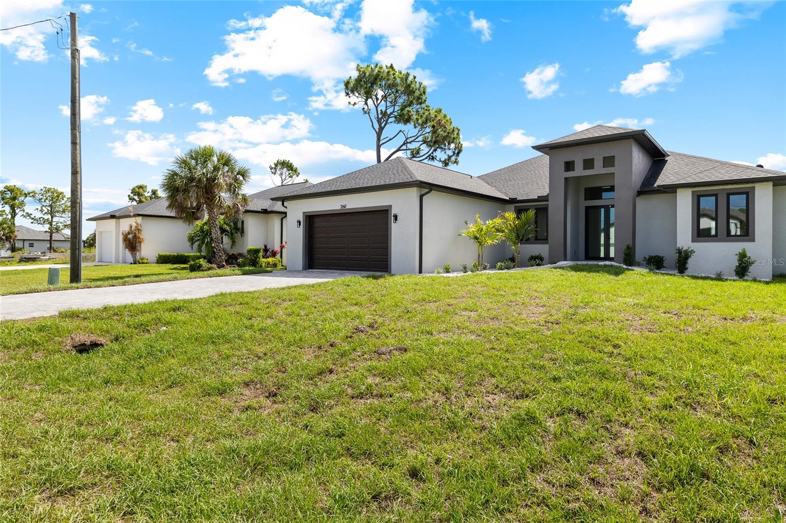 ROTONDA WEST PINE VALLEY - Residential