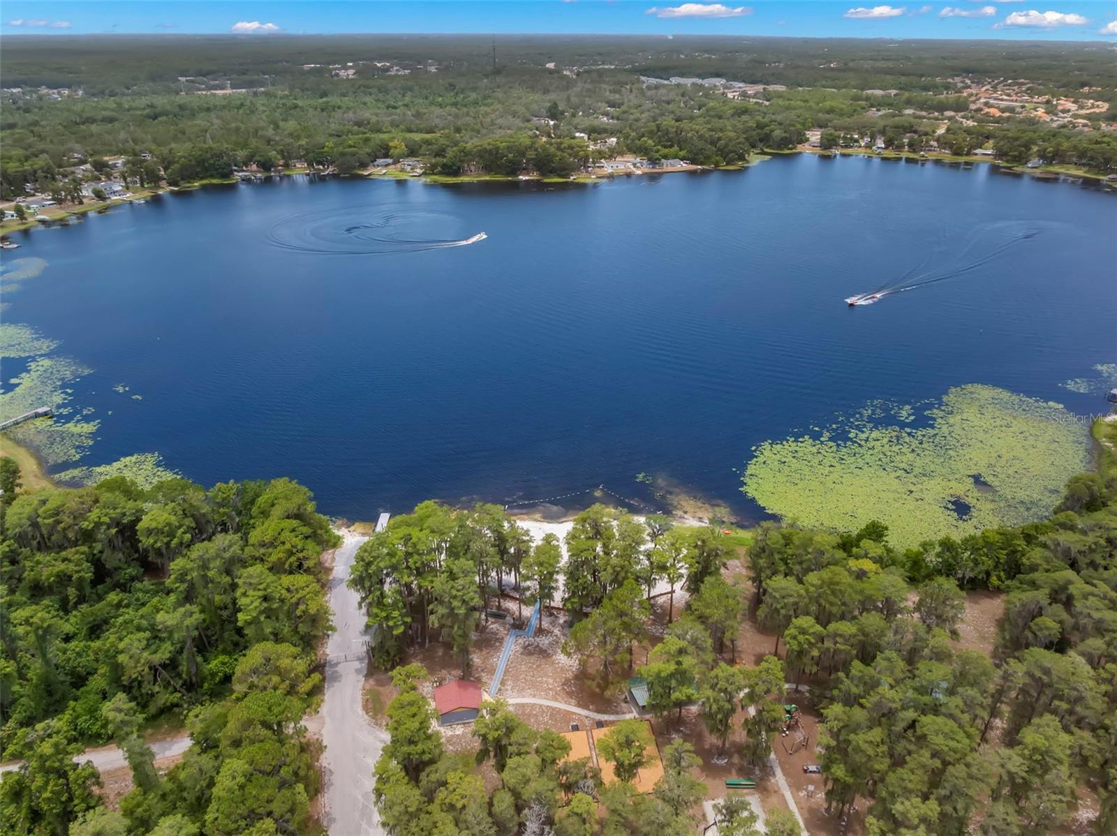 MOON LAKE ESTATES - Residential