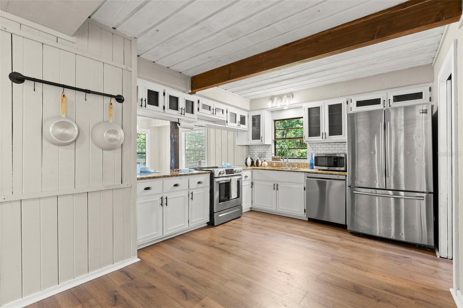 MOON LAKE ESTATES - Residential