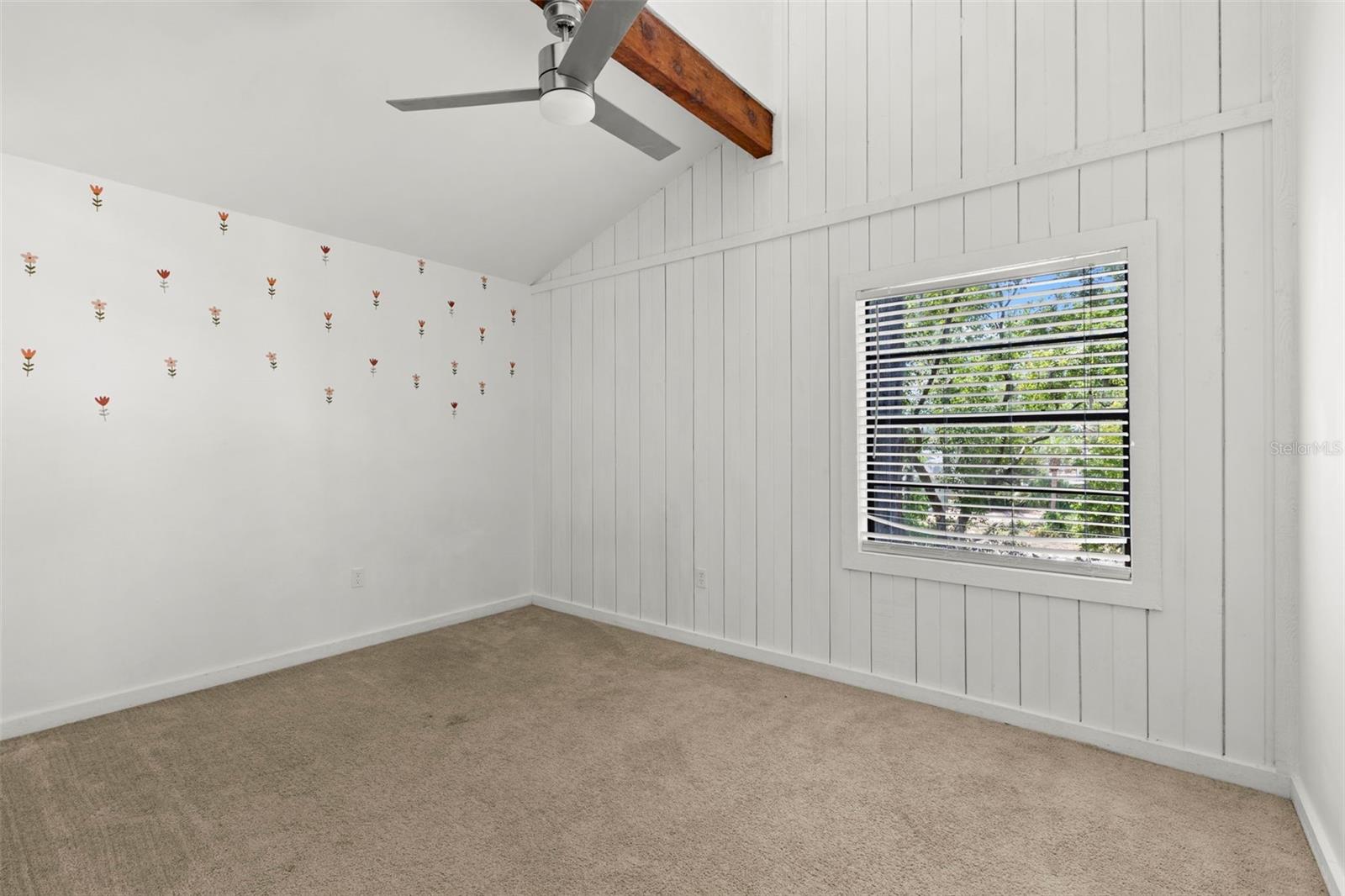 MOON LAKE ESTATES - Residential