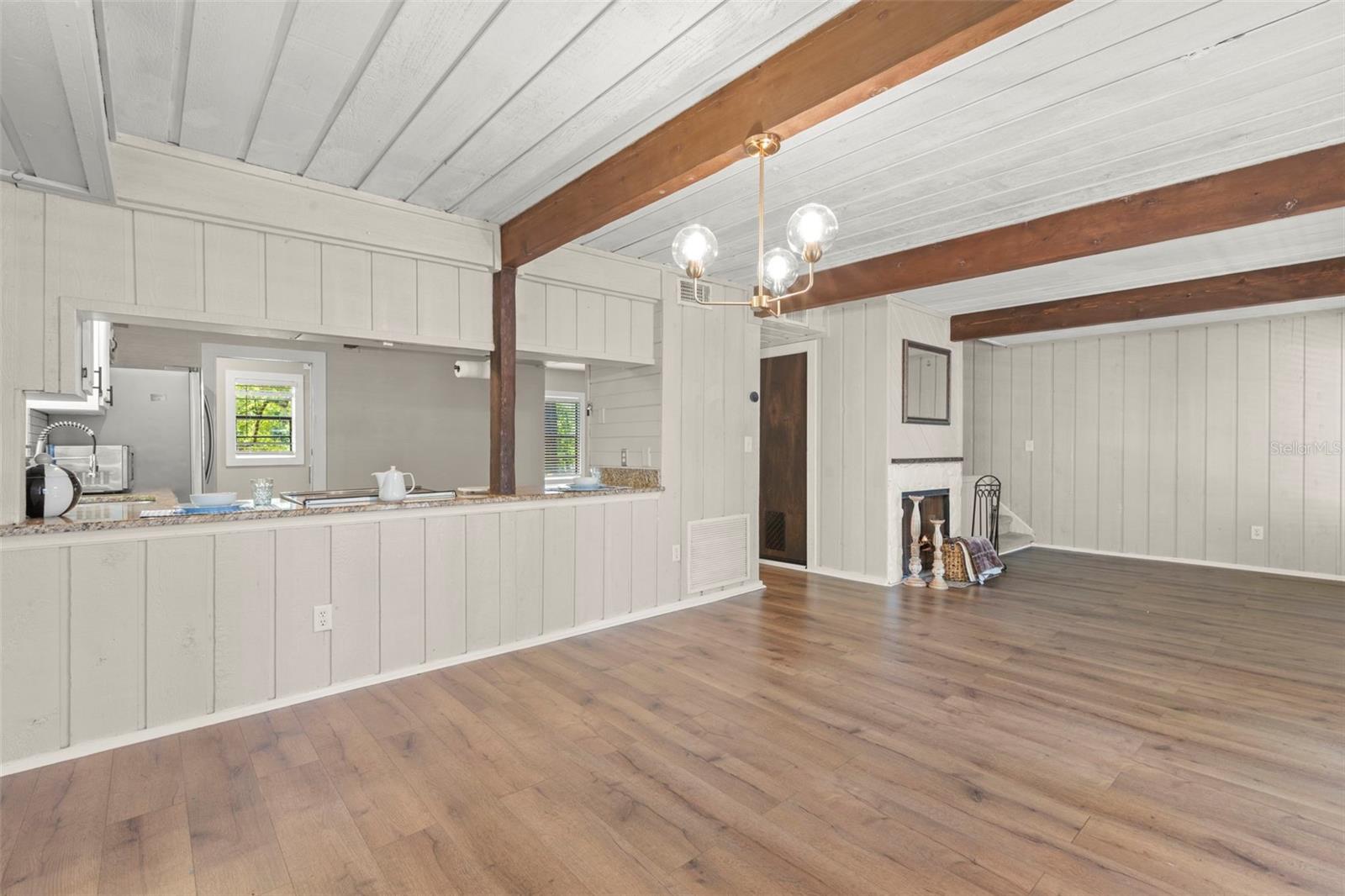 MOON LAKE ESTATES - Residential