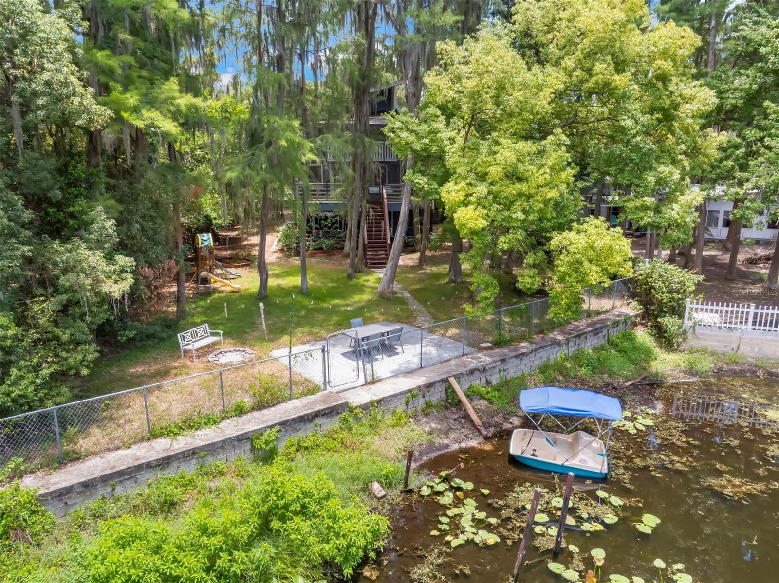 MOON LAKE ESTATES - Residential