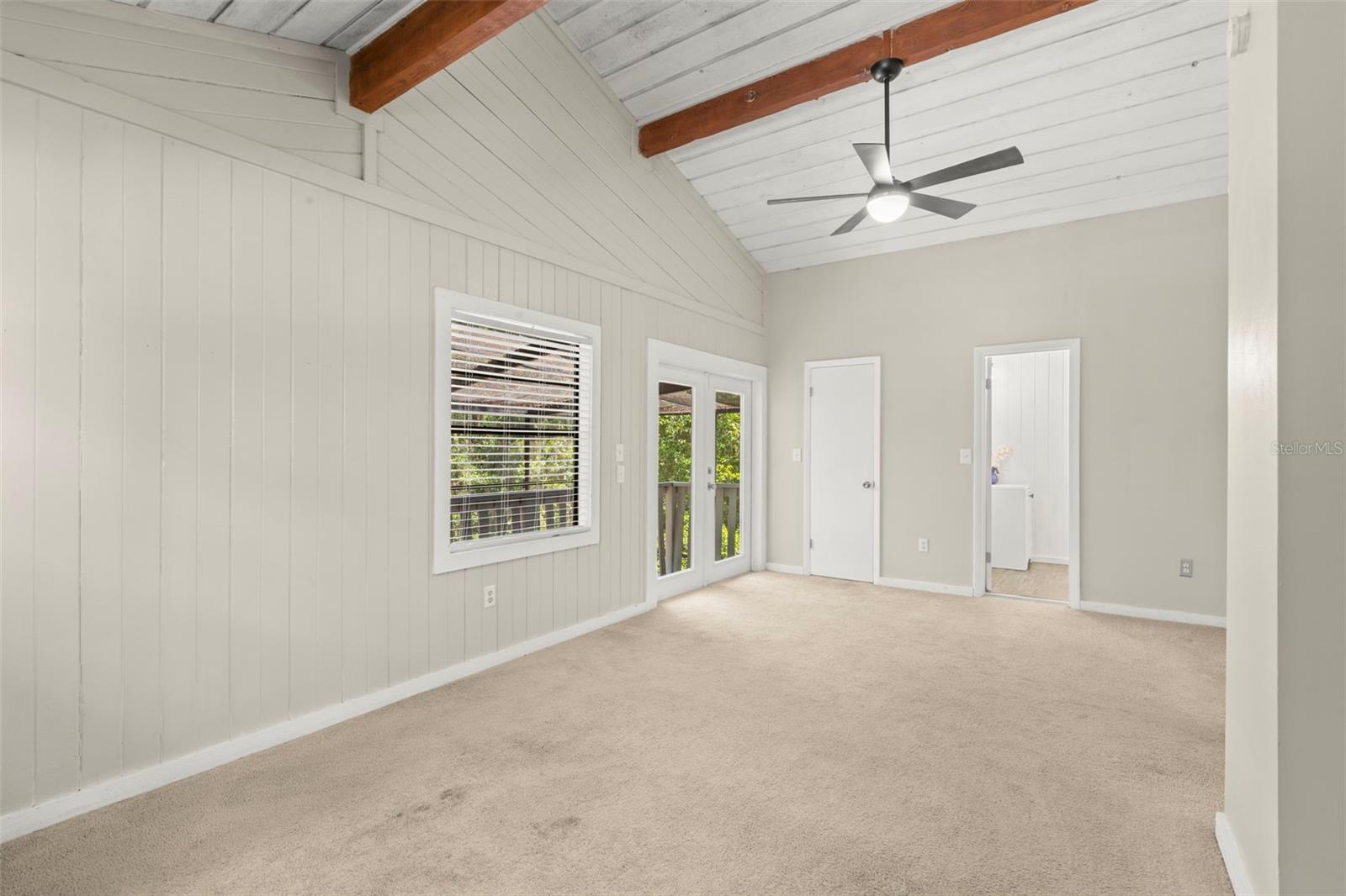 MOON LAKE ESTATES - Residential