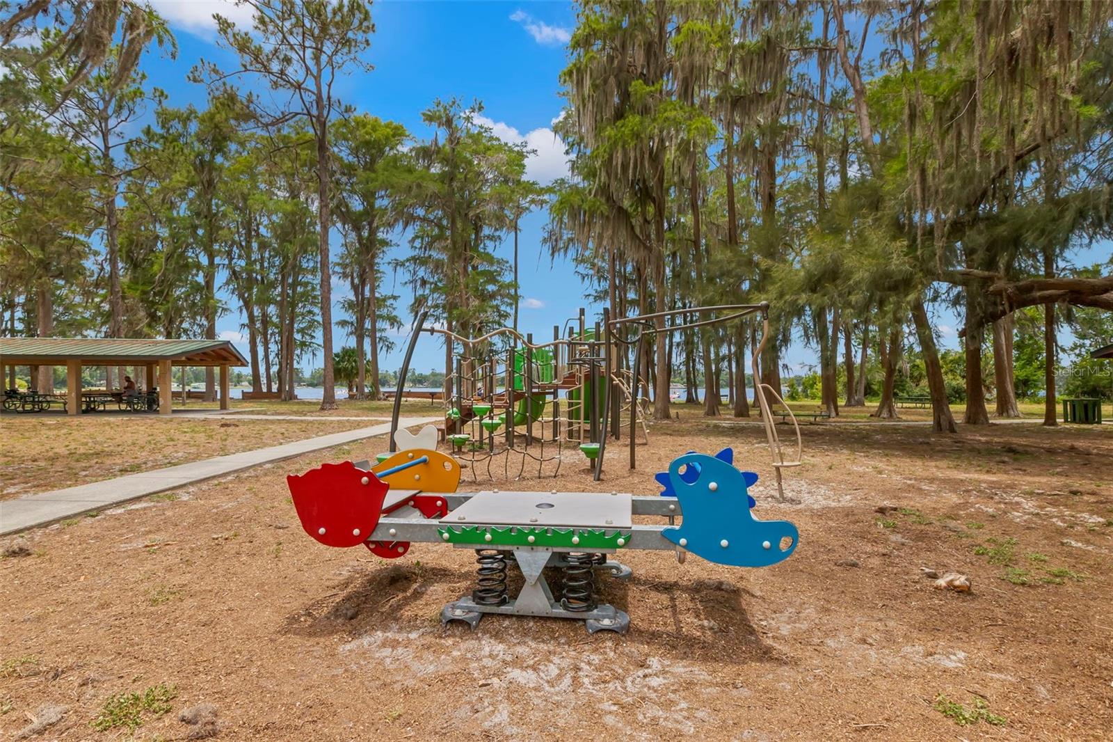 MOON LAKE ESTATES - Residential
