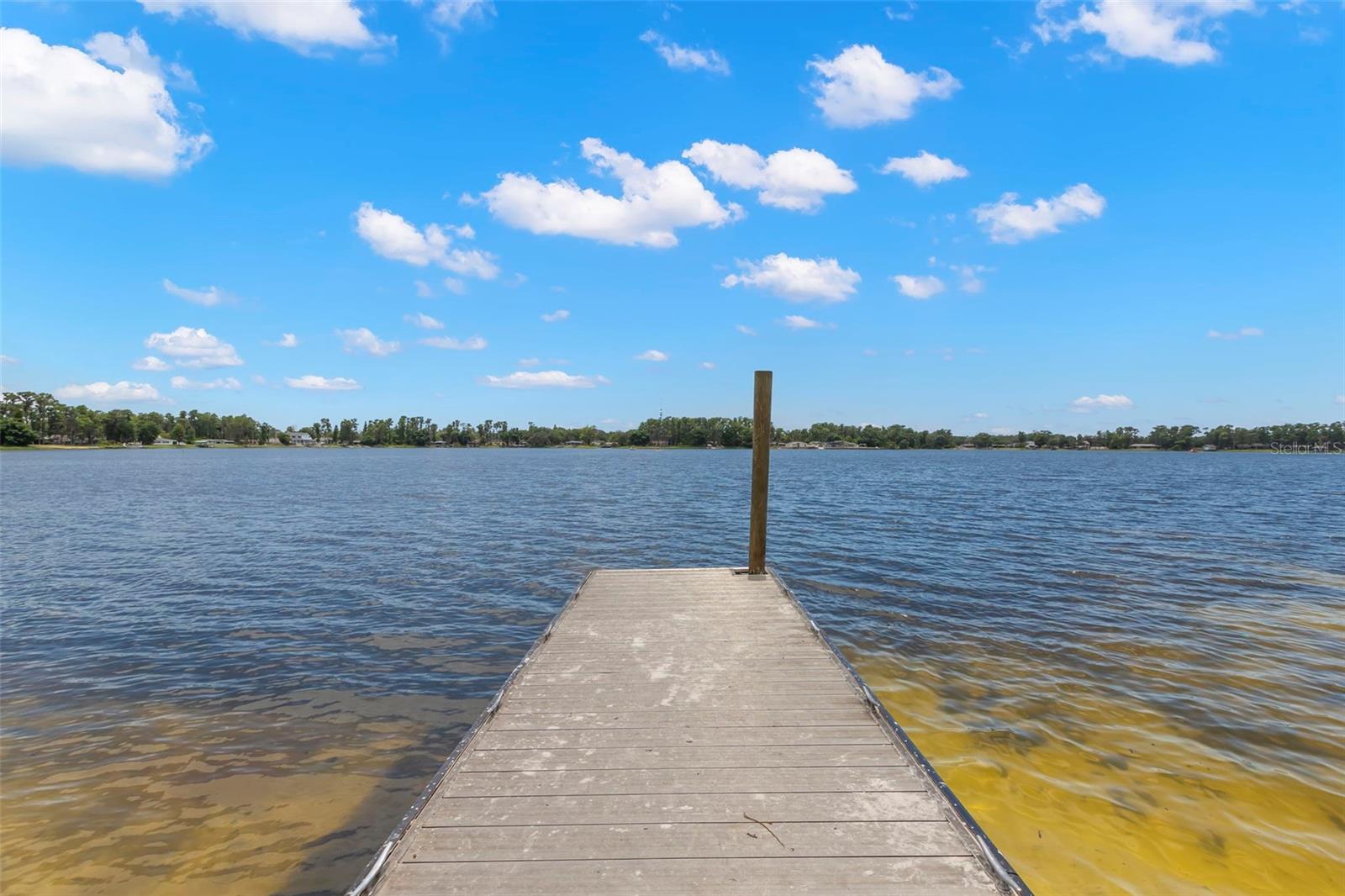 MOON LAKE ESTATES - Residential