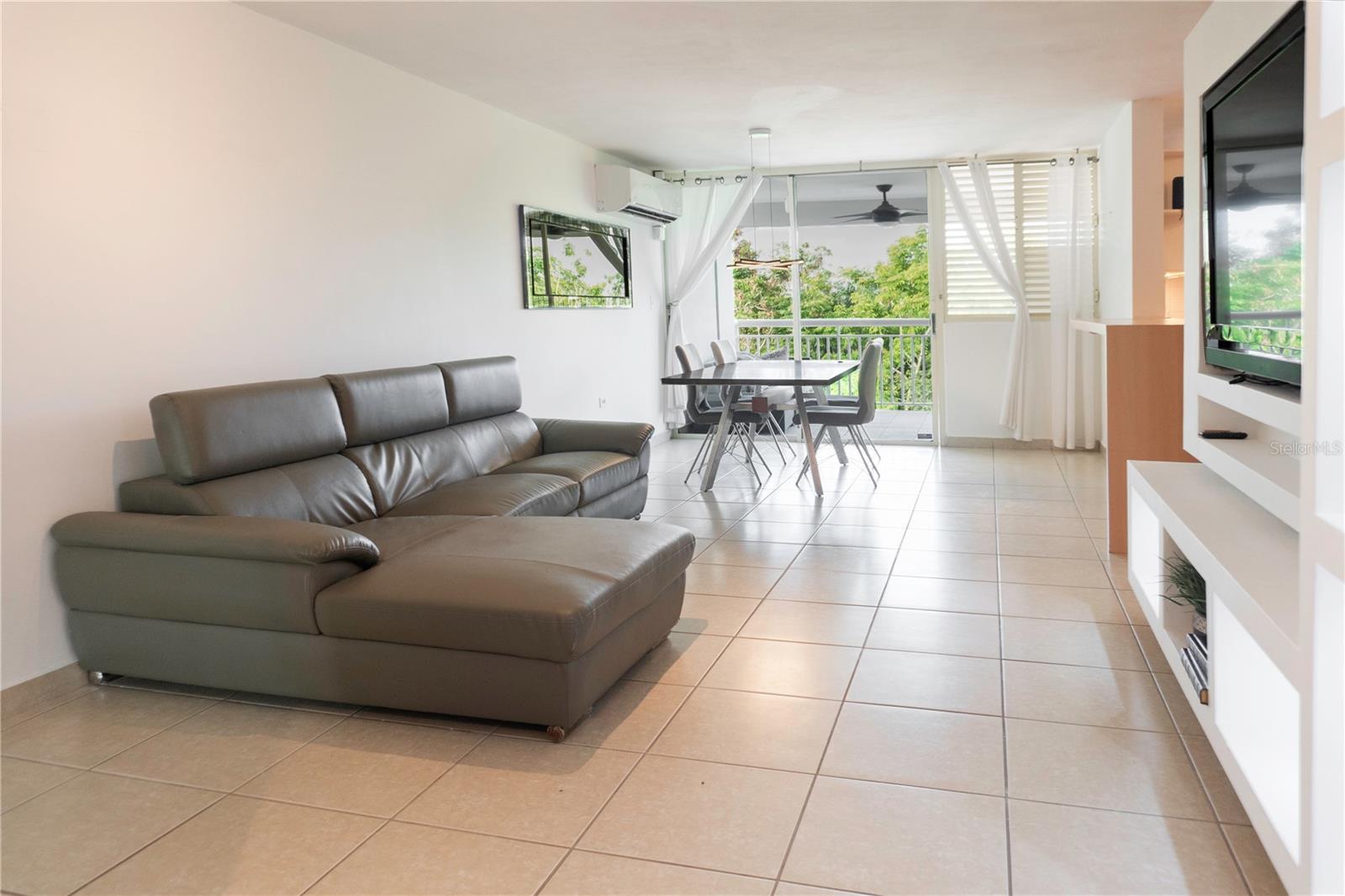 EL MARIA - Residential