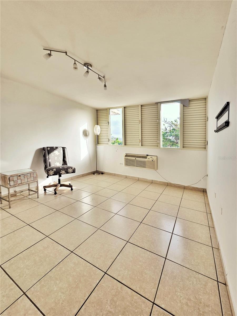 EL MARIA - Residential