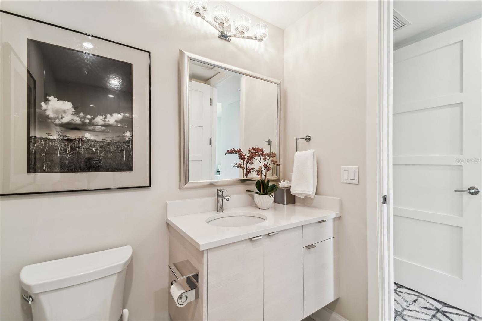 VIRAGE BAYSHORE - Residential