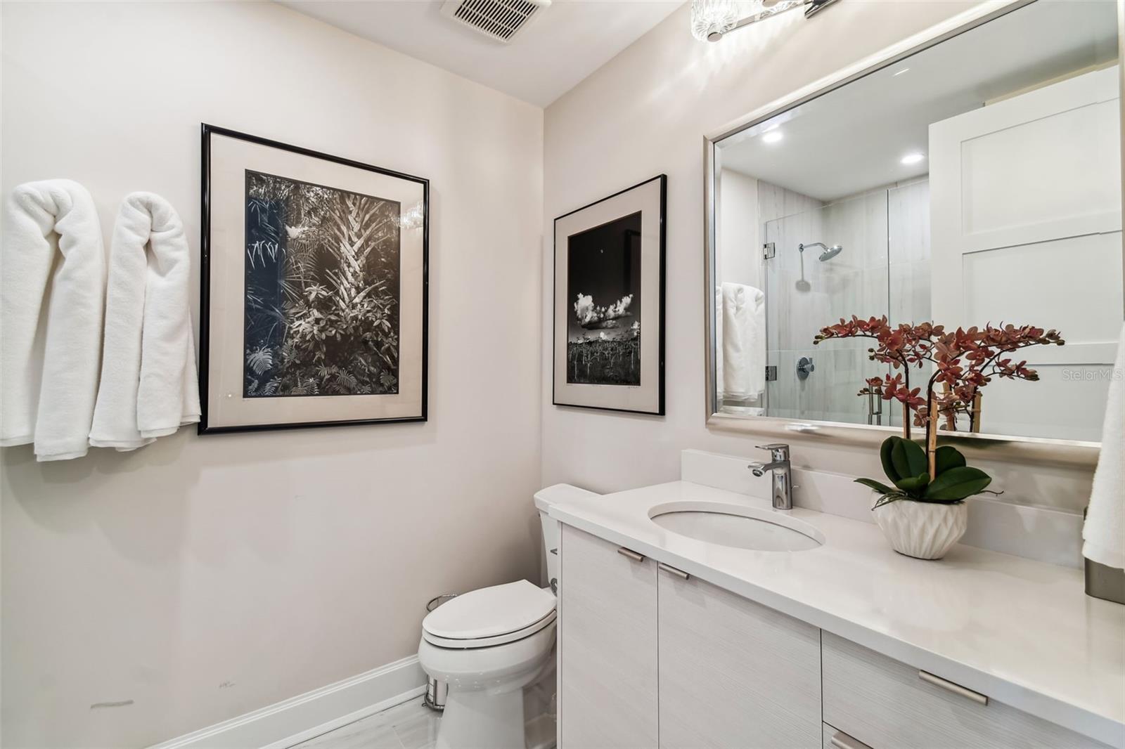 VIRAGE BAYSHORE - Residential