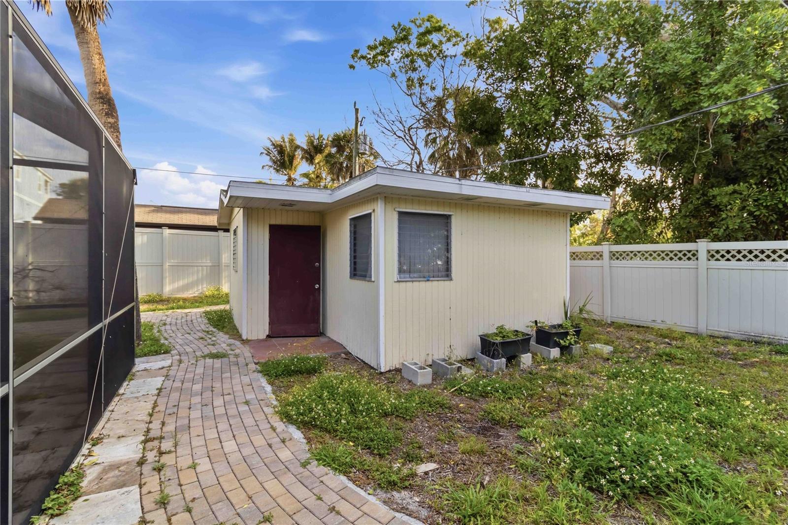 SARASOTA BEACH - Land