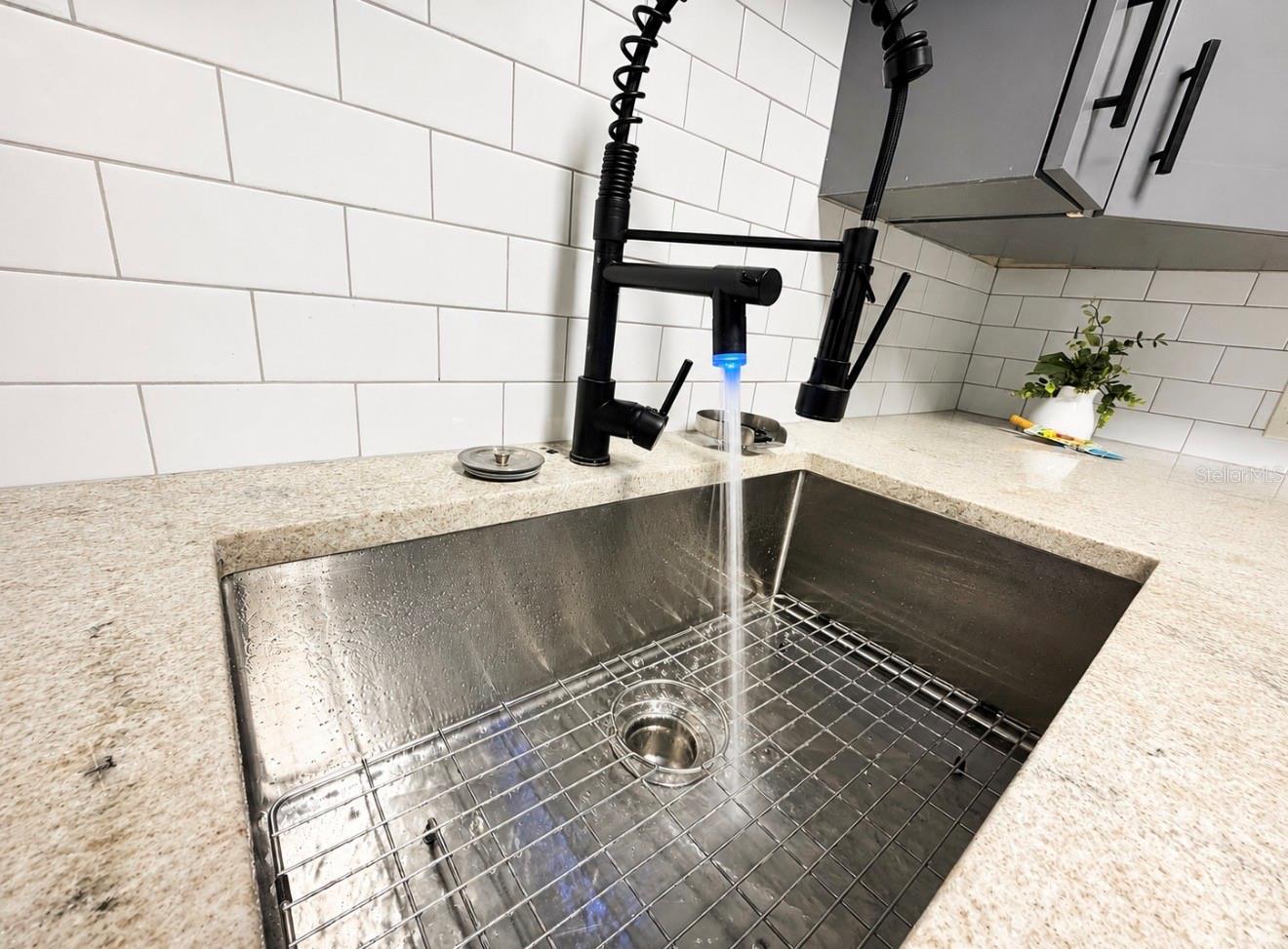 CLEARVIEW OAKS PARADISE - Residential