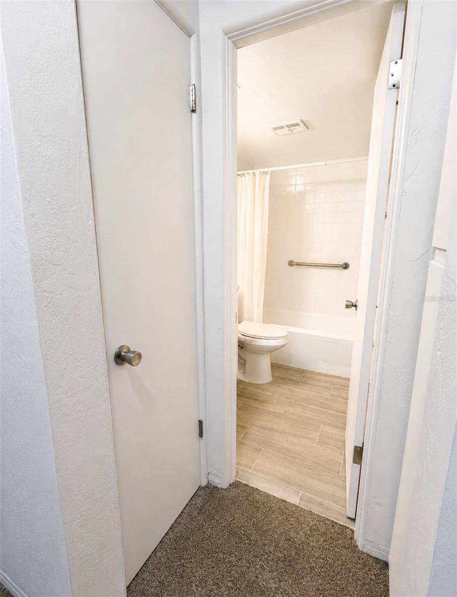 CLEARVIEW OAKS PARADISE - Residential