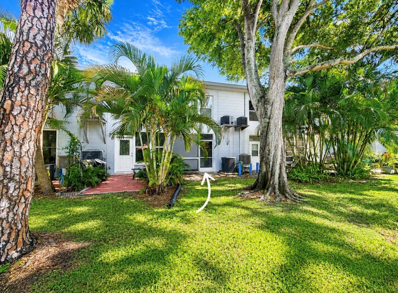 CLEARVIEW OAKS PARADISE - Residential