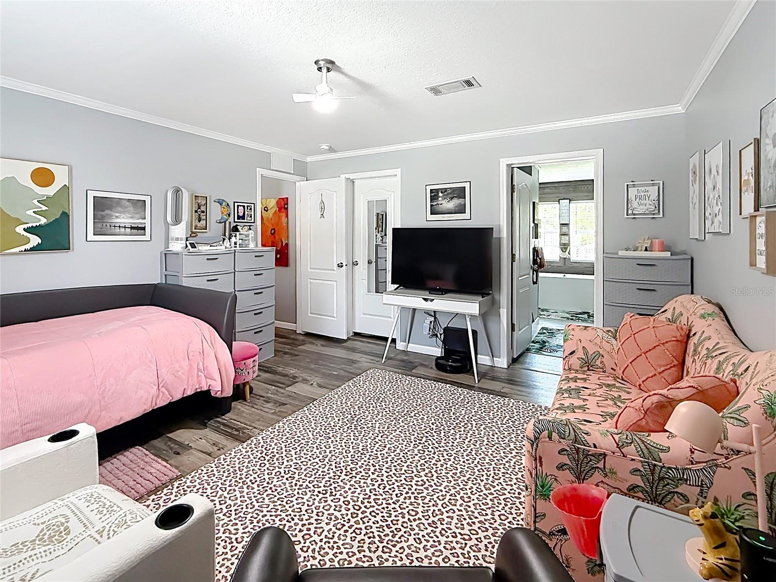 MIRAMAR HEIGHTS - Residential