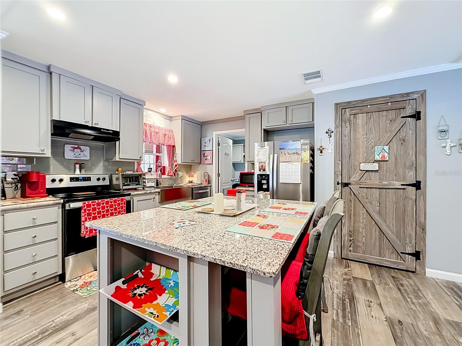 MIRAMAR HEIGHTS - Residential