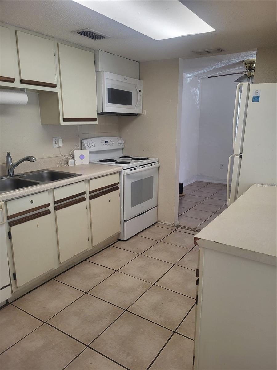 GARDENS OF FOREST LAKES CONDO THE - Residential