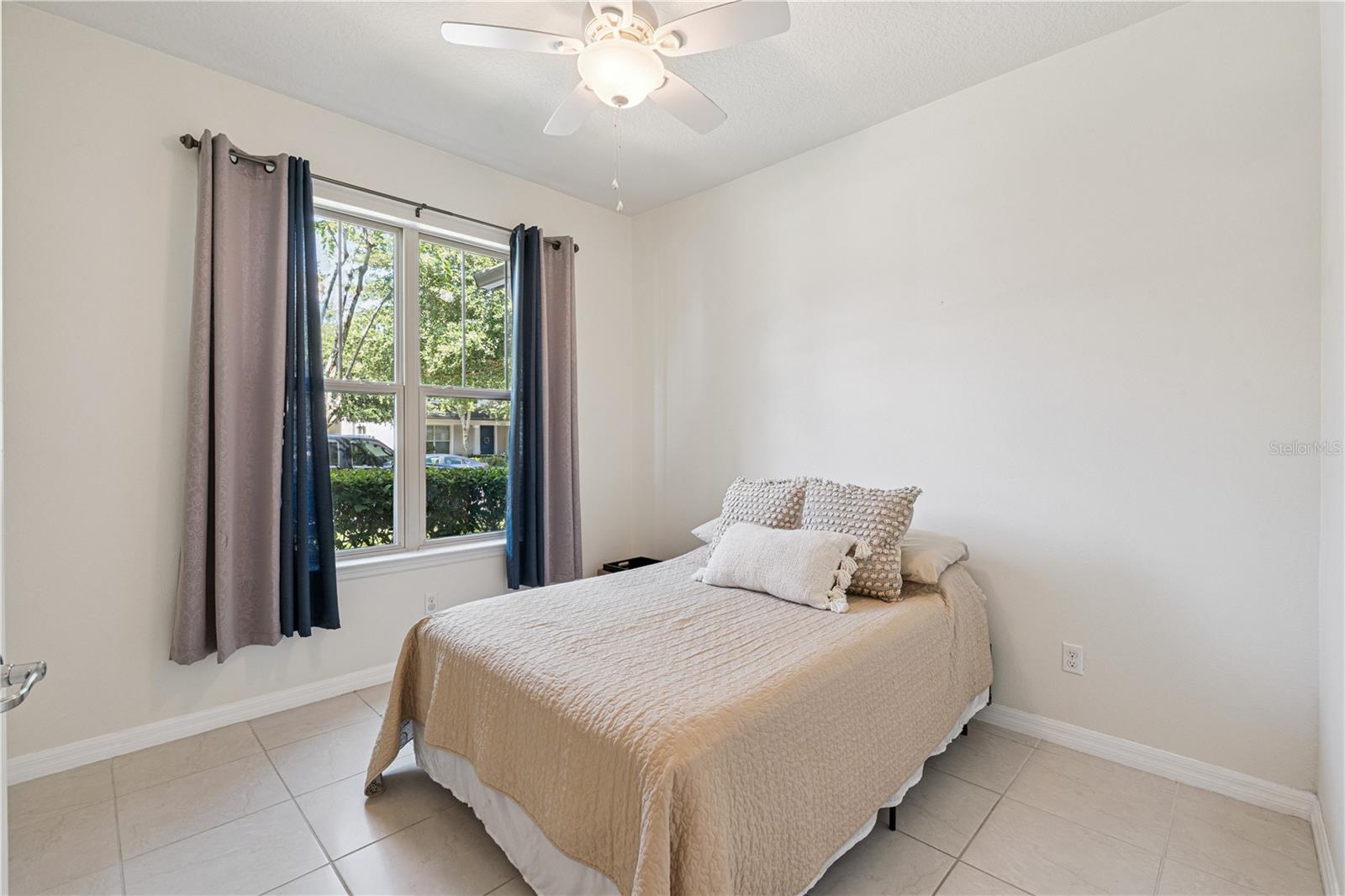 LAKESHORE AT NARCOOSSEE PH 1 - Residential