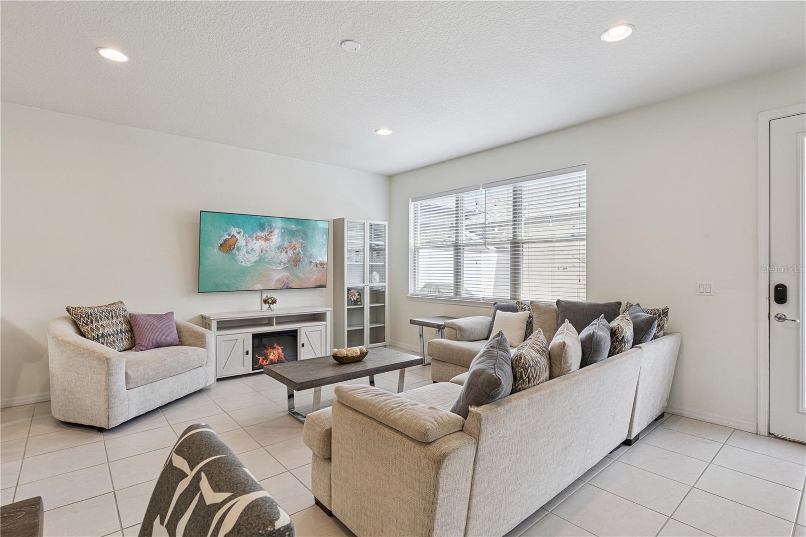 LAKESHORE AT NARCOOSSEE PH 1 - Residential
