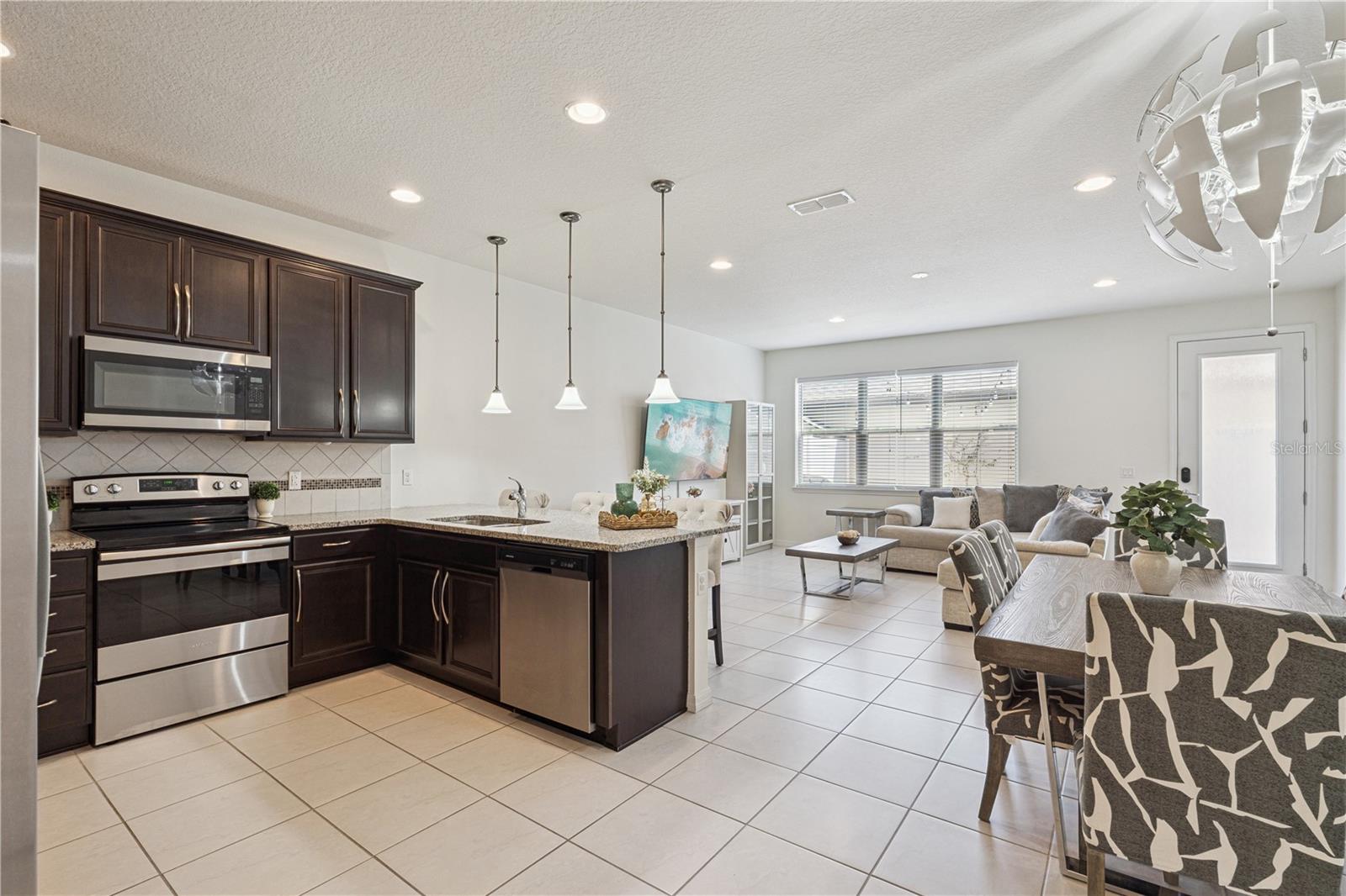 LAKESHORE AT NARCOOSSEE PH 1 - Residential
