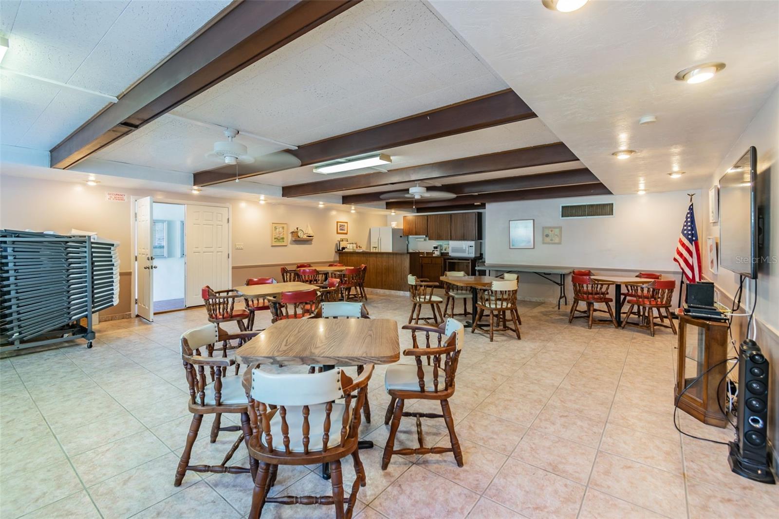 VELVET CLOAKE CONDO - Residential