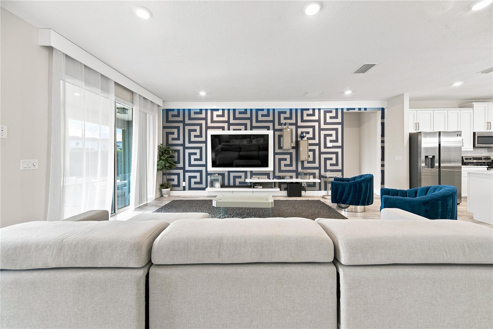 REUNION WEST PH 4 - Residential