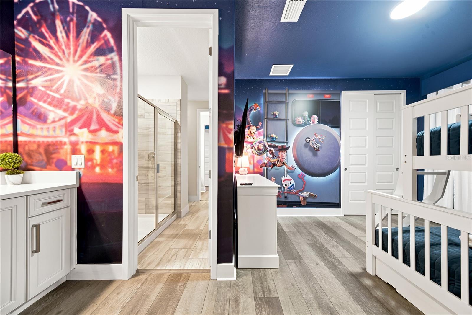REUNION WEST PH 4 - Residential