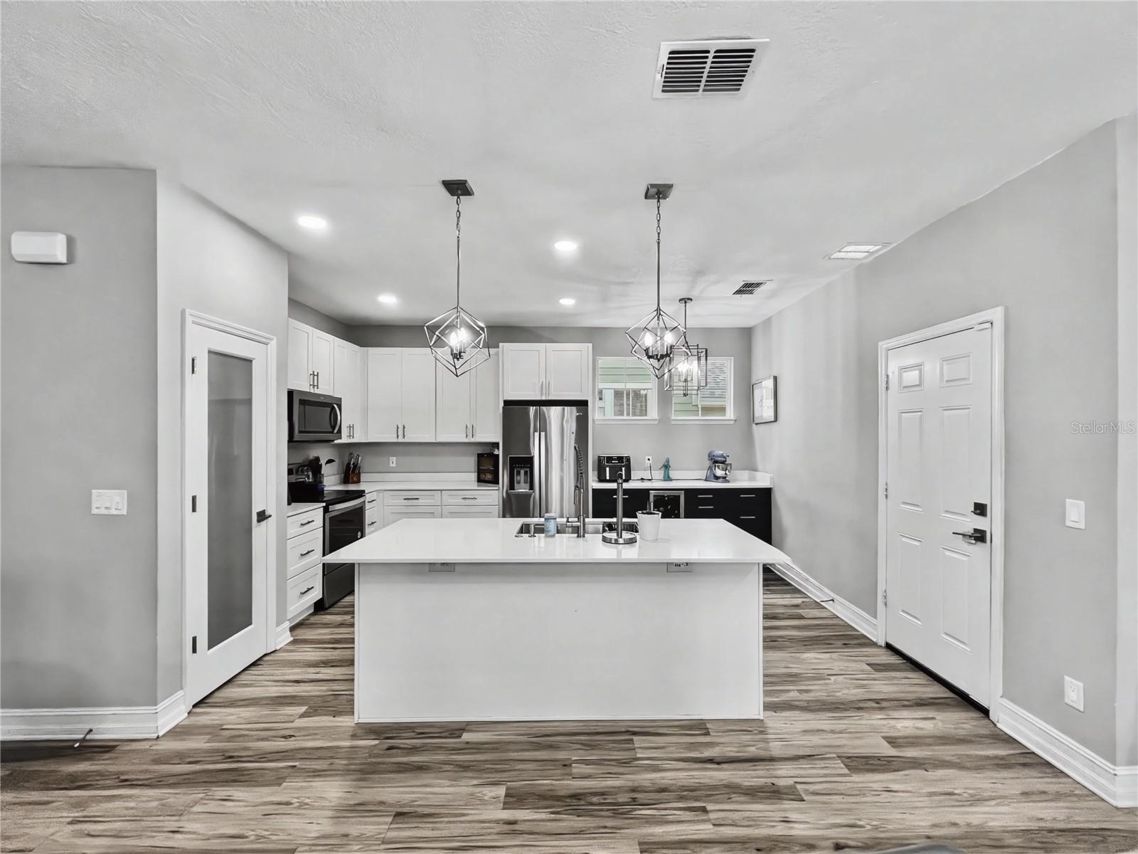 CELEBRATION LAKE EVALYN - Residential