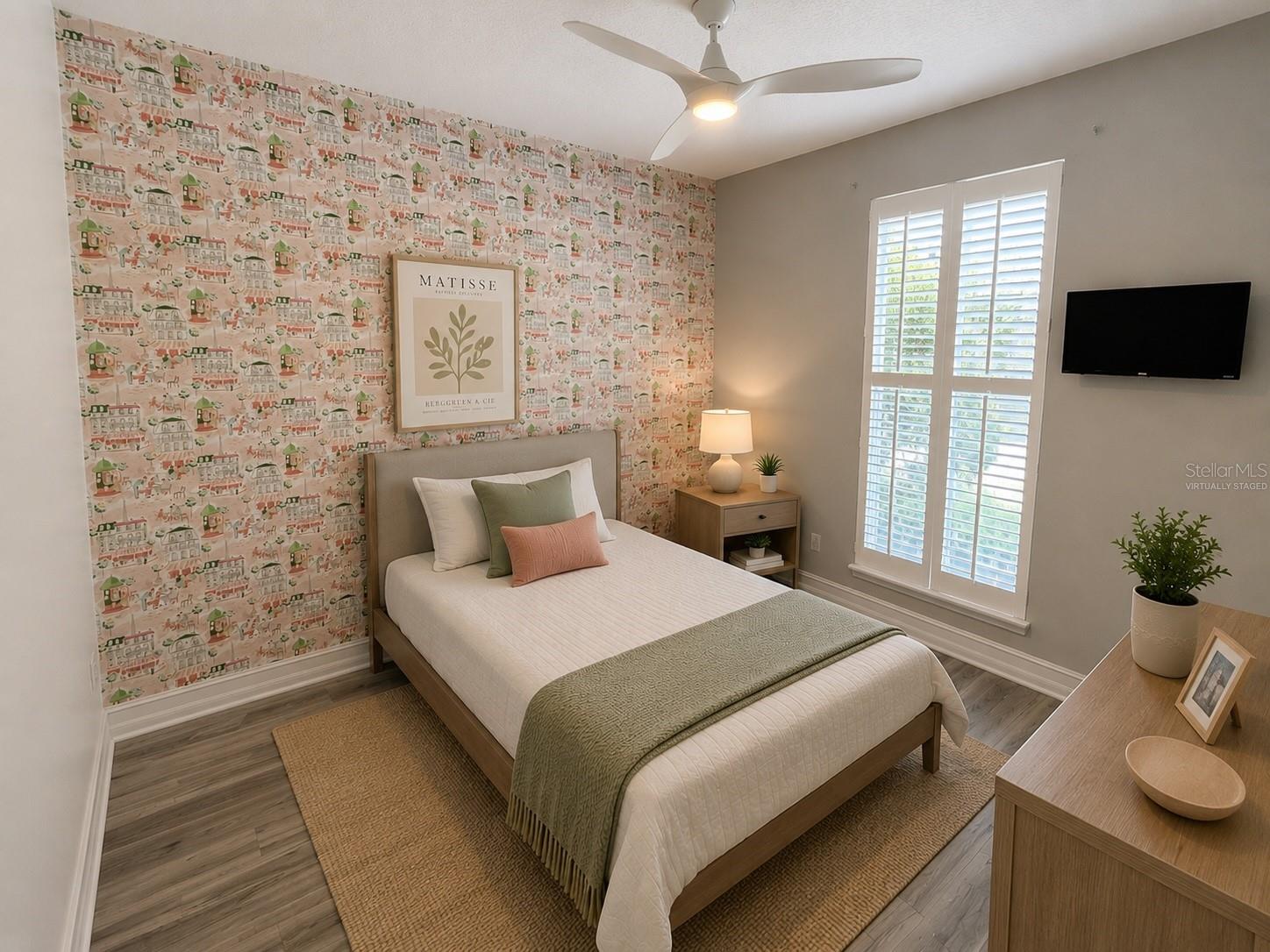 CELEBRATION LAKE EVALYN - Residential