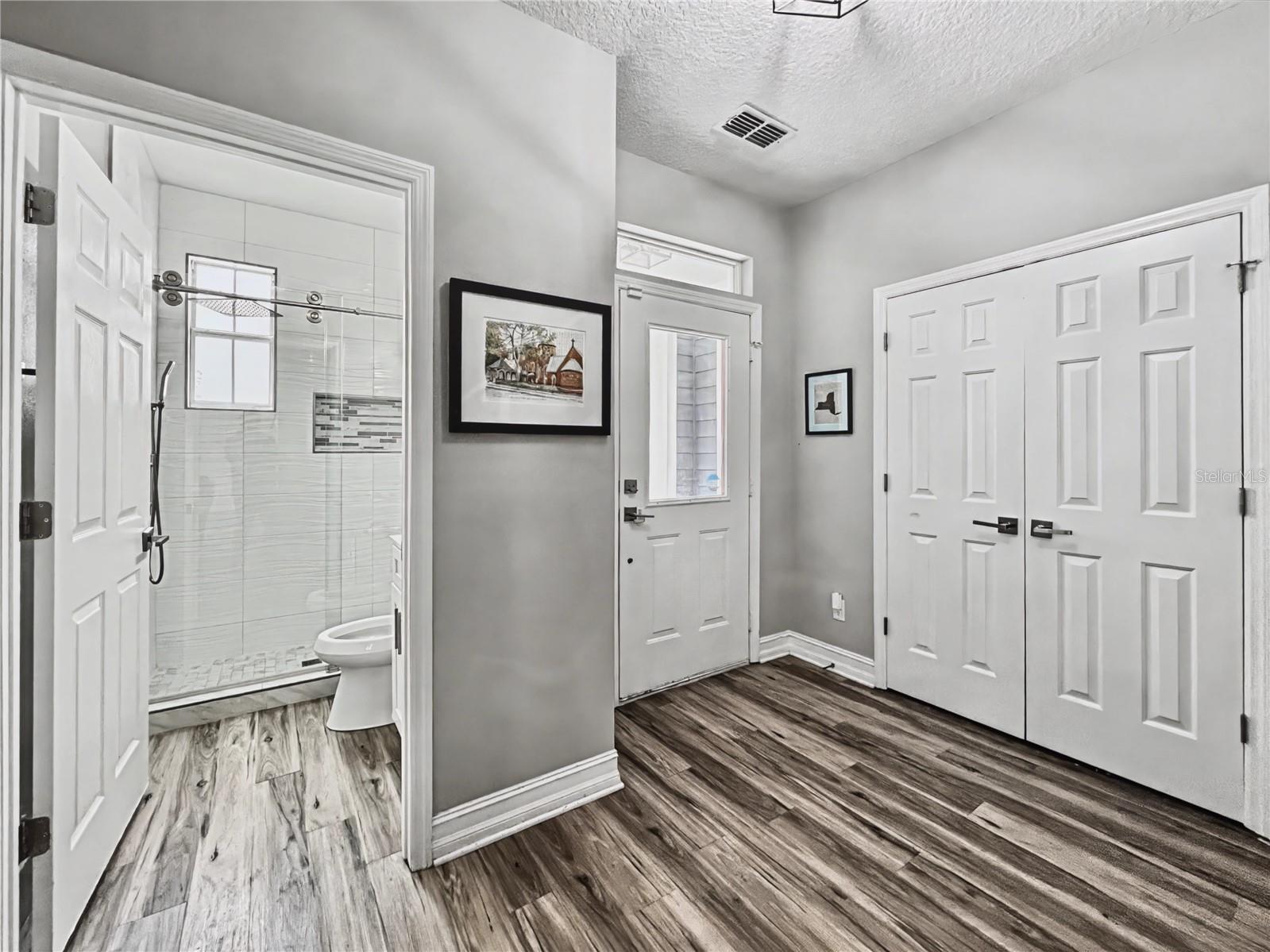 CELEBRATION LAKE EVALYN - Residential