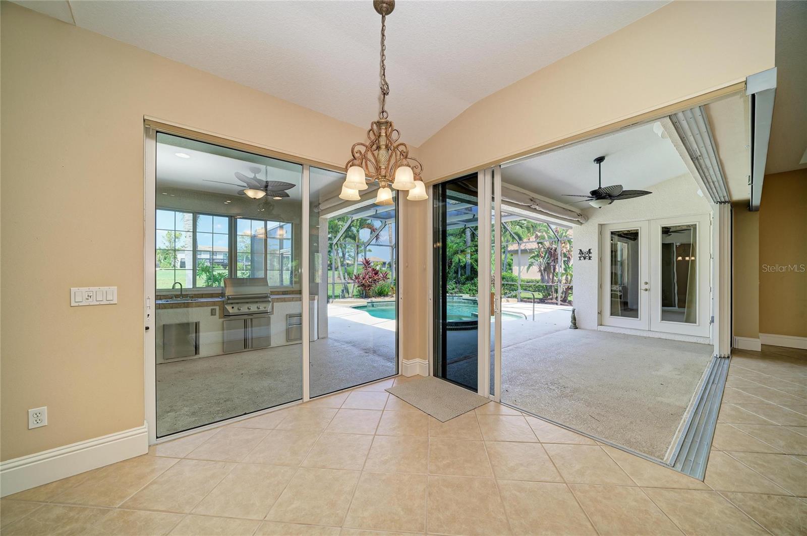 LAKEWOOD RANCH COUNTRY CLUB VILLAGE FF - Residential Lease