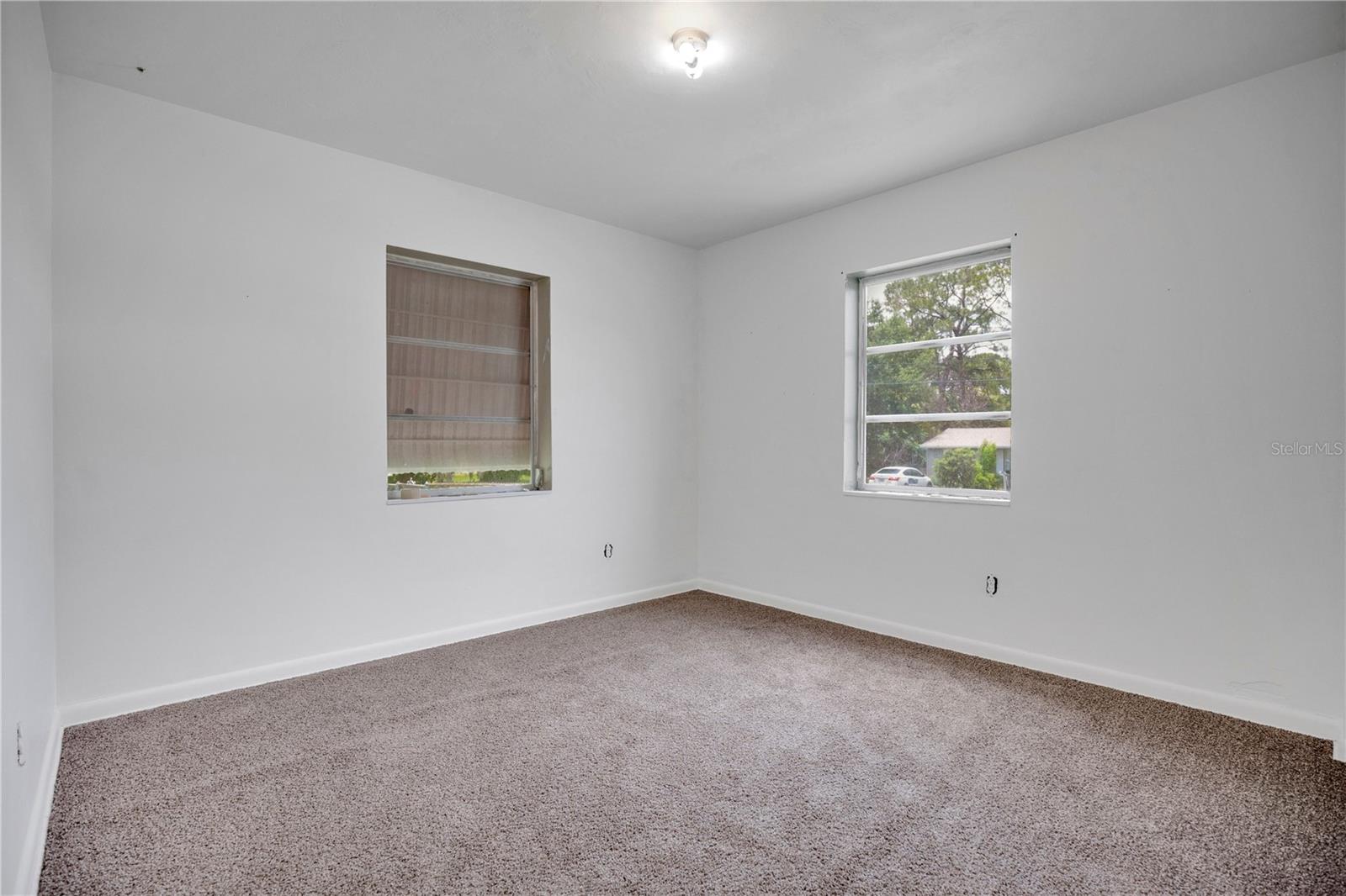 DELTONA LAKES UNIT 25 - Residential