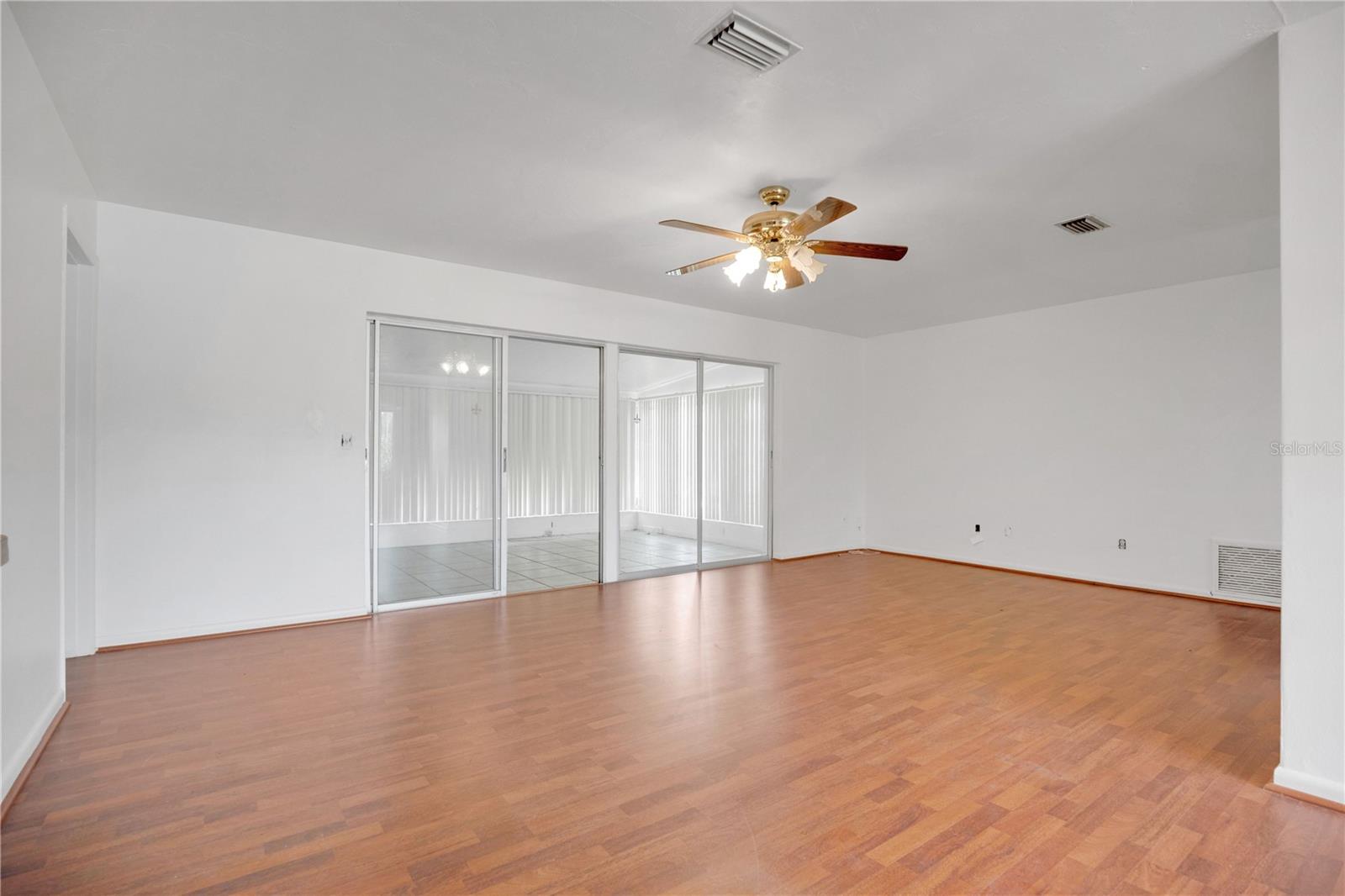 DELTONA LAKES UNIT 25 - Residential