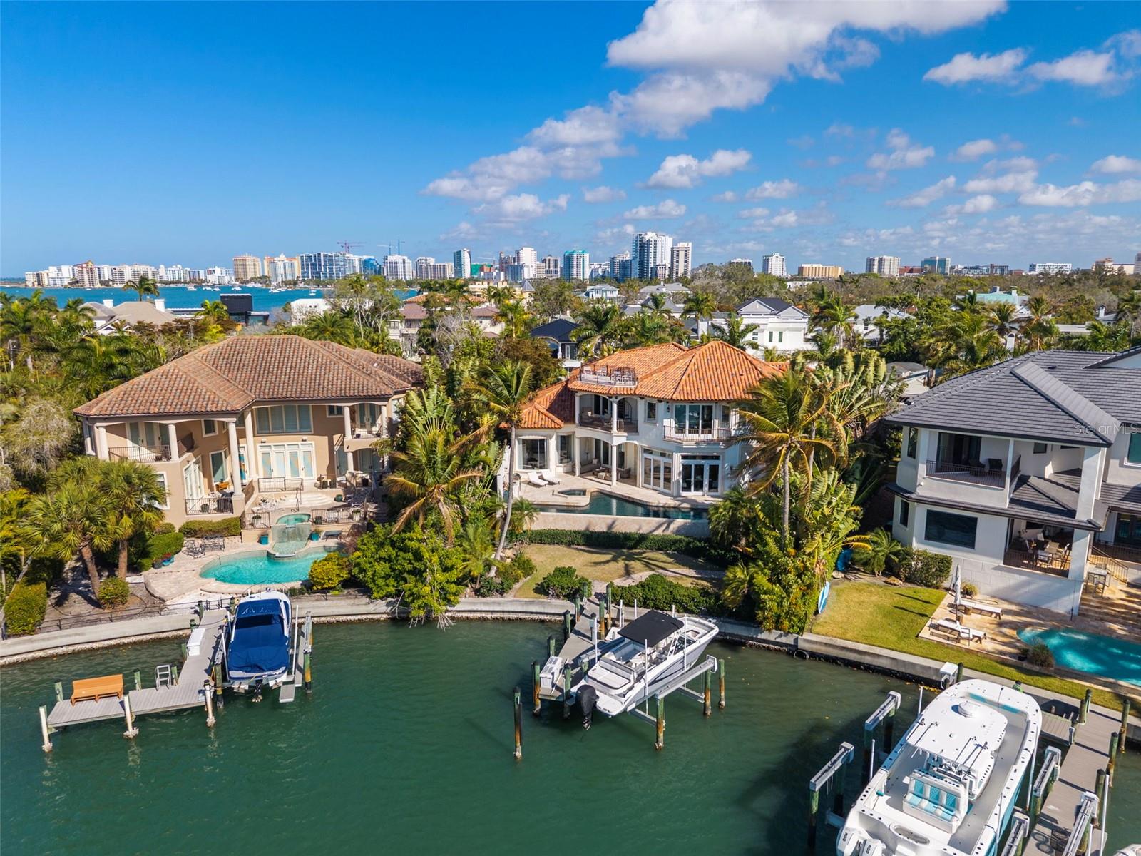 HARBOR ACRES - Residential