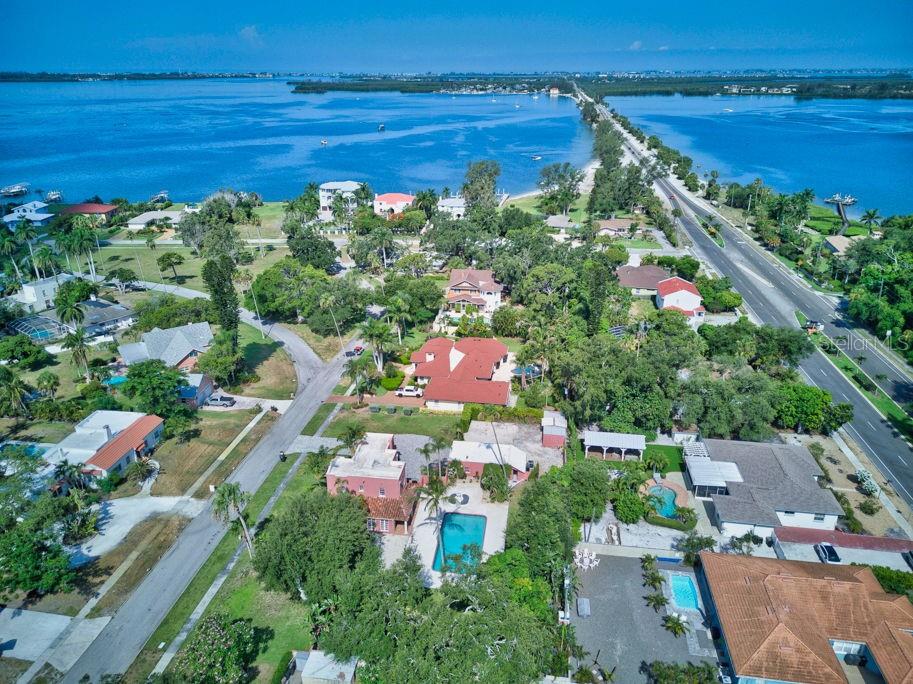 PALMA SOLA PARK - Residential