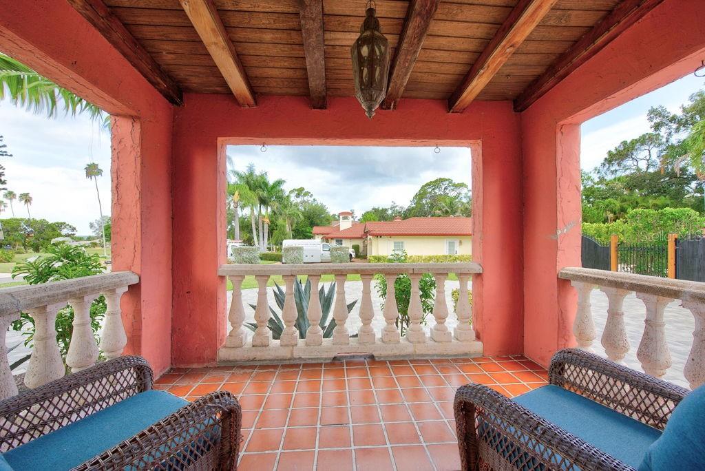 PALMA SOLA PARK - Residential