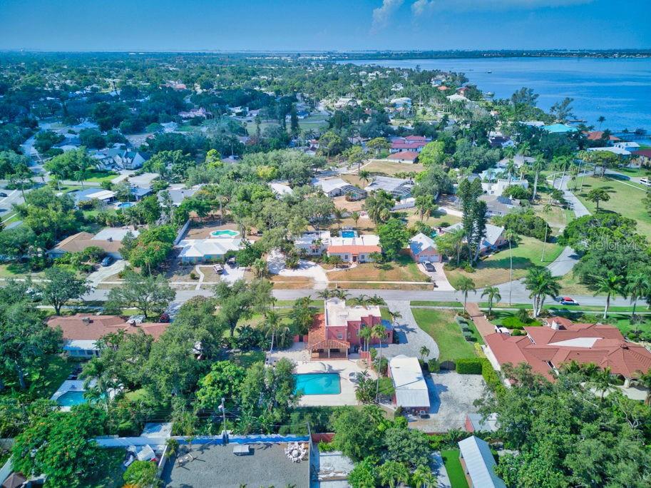 PALMA SOLA PARK - Residential