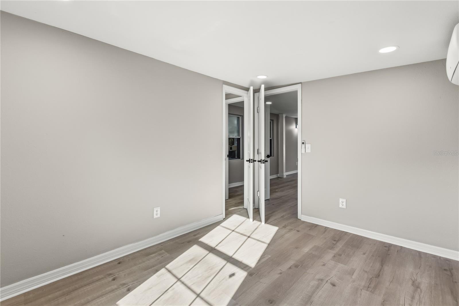 CAPE ORLANDO ESTATES - Residential