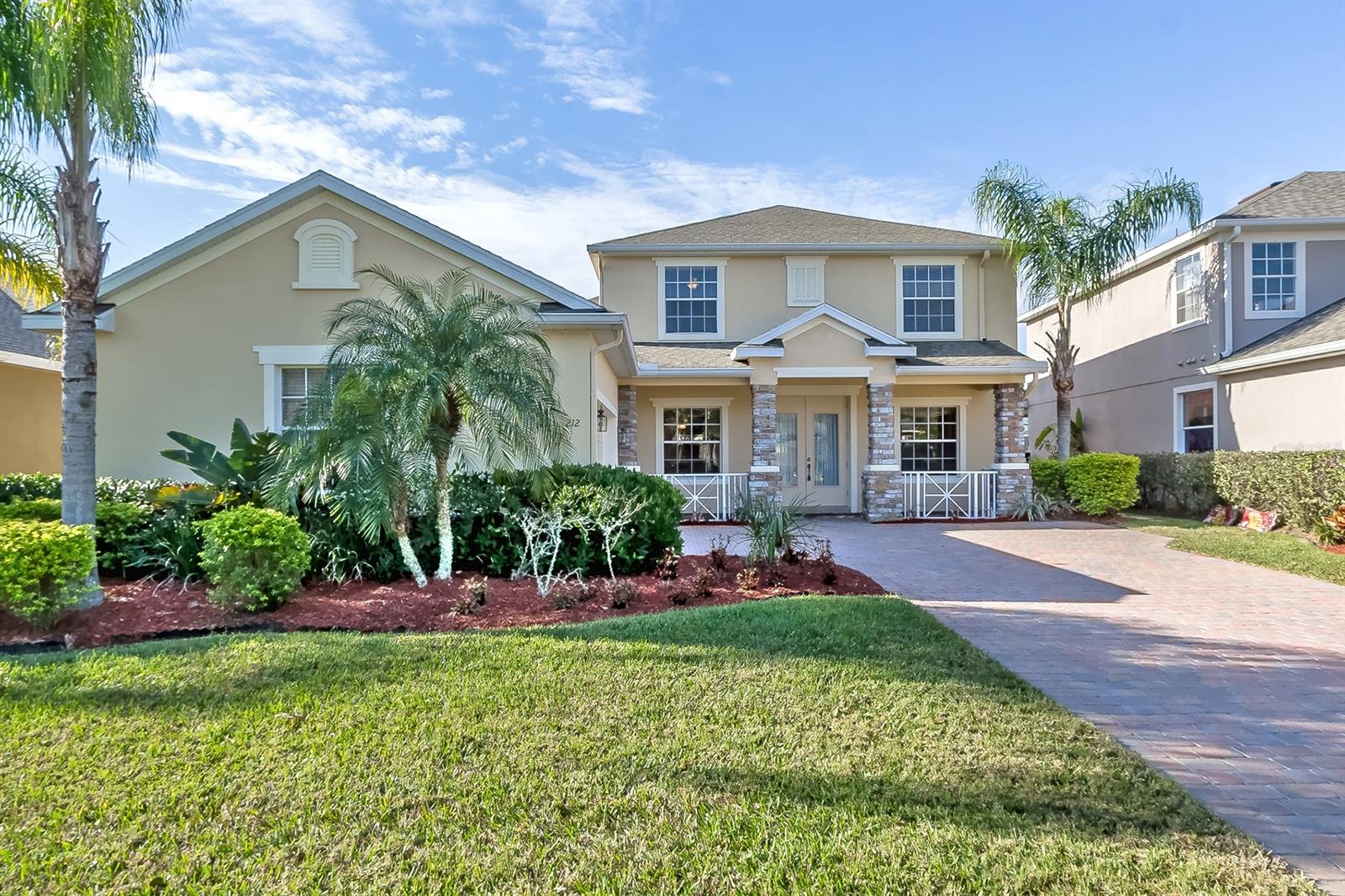 Grande Champion - Residential