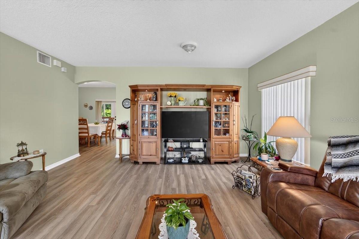 BLOOMINGDALE RIDGE - Residential