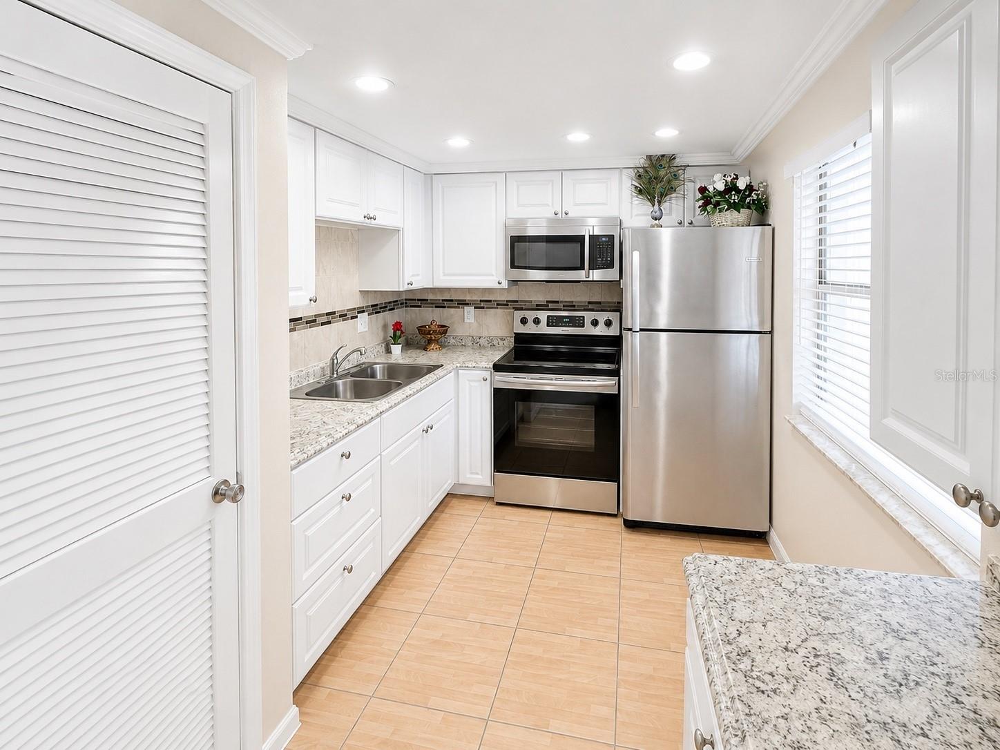 HEATHER LAKE APTS CONDO - Residential