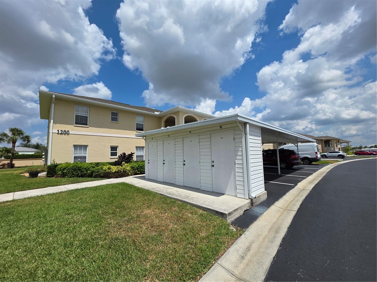 LINKSIDE - Residential