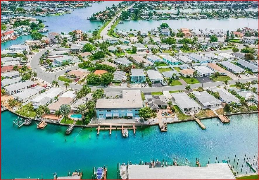 COPA PALMS CONDO - Residential