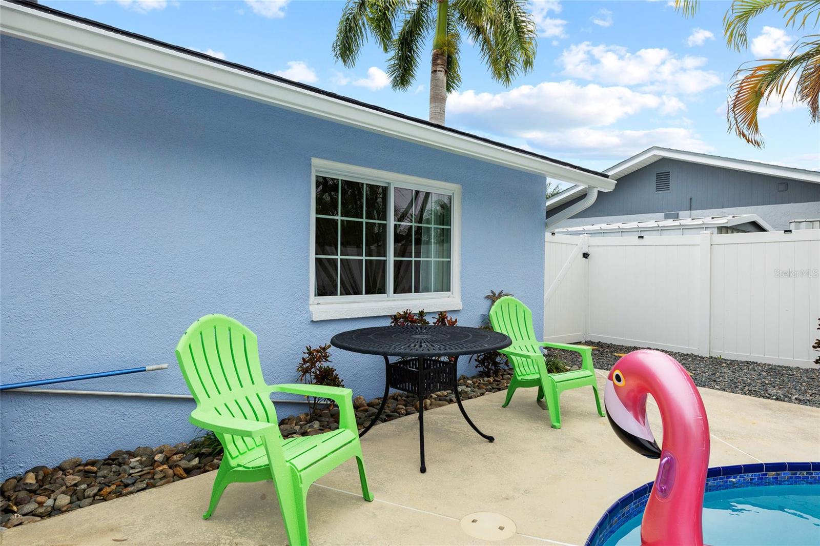 BONNIE BAY UNIT THREE PH ONE - Residential