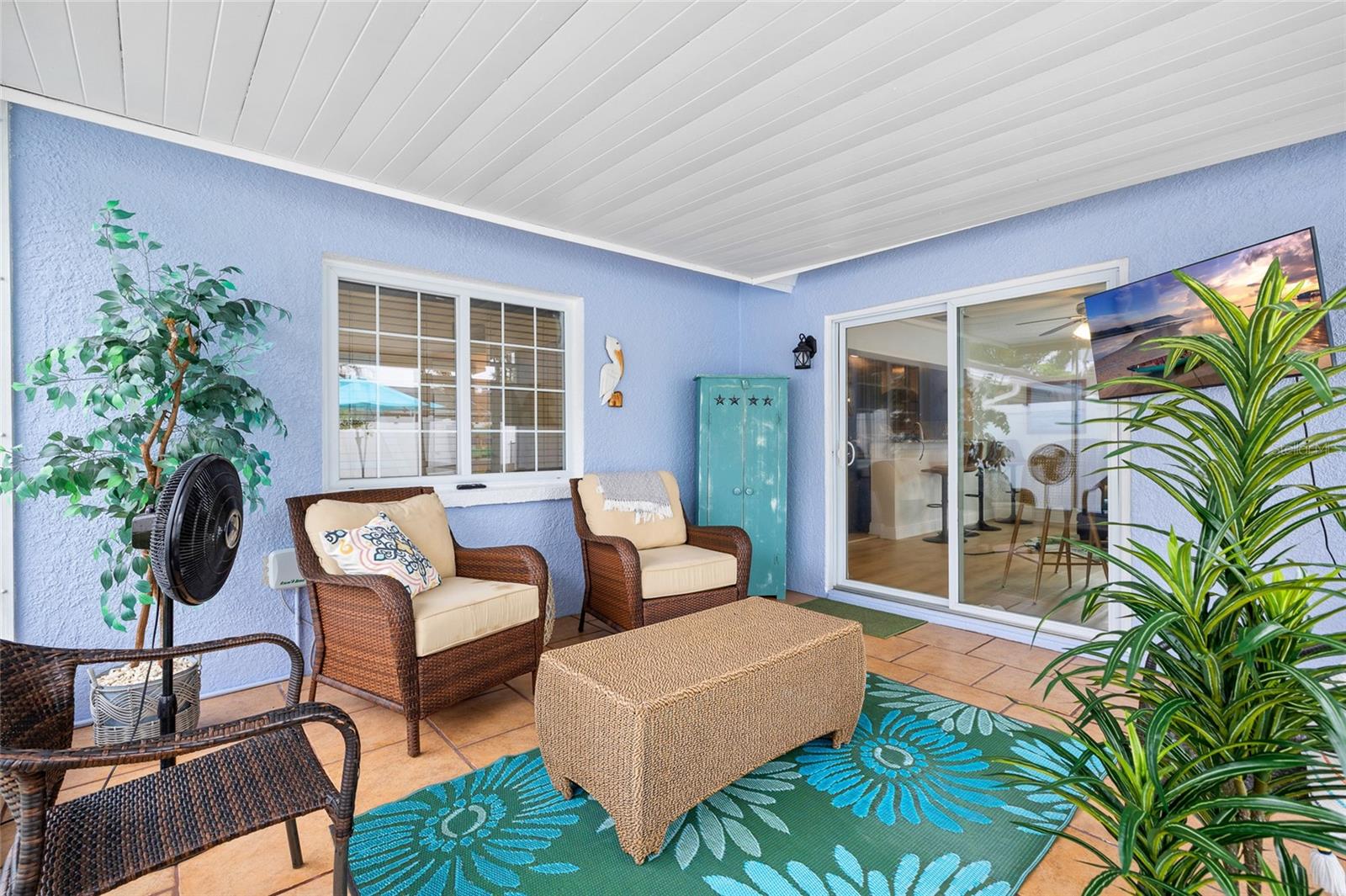 BONNIE BAY UNIT THREE PH ONE - Residential